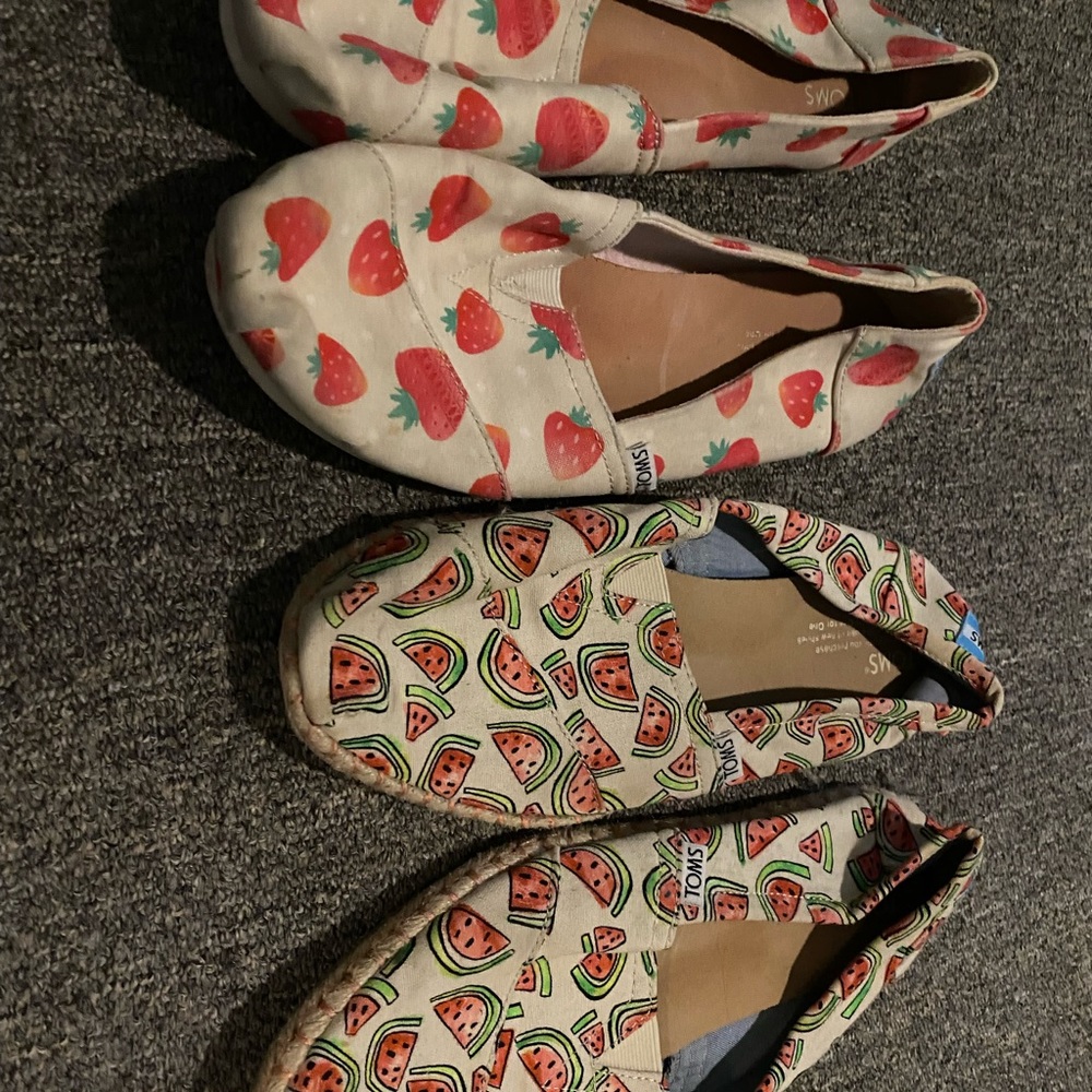 Strawberry and watermelon Tom’s size 10